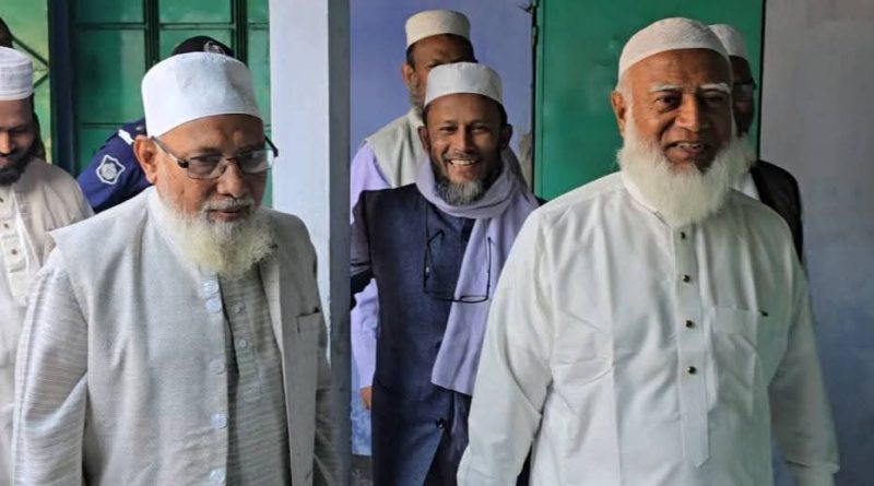 নিহত দুই কর্মীর পরিবারের সঙ্গে সাক্ষাৎ করতে কিশোরগঞ্জে  আমীরে জামায়াত ডা. শফিকুর রহমান