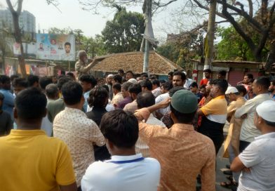 গেজেট ও ঈদ বোনাসের দাবিতে কর্মবিরতিতে যাচ্ছে ময়মনসিংহের দর্জি শ্রমিকেরা