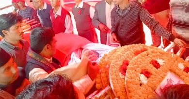 সর্বস্তরের মানুষের ফুলেল শ্রদ্ধায় সিক্ত মহান কমিউনিস্ট বিপ্লবী কমরেড আব্দুর রউফ (মুকুল