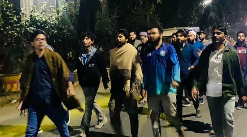 জাবের-আম্মারদের উপর হামলার প্রতিবাদে বাকৃবিতে বিক্ষোভ